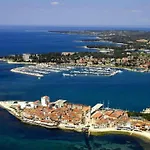 Διαμέρισμα Mit Blick Auf Wasser By Interhome