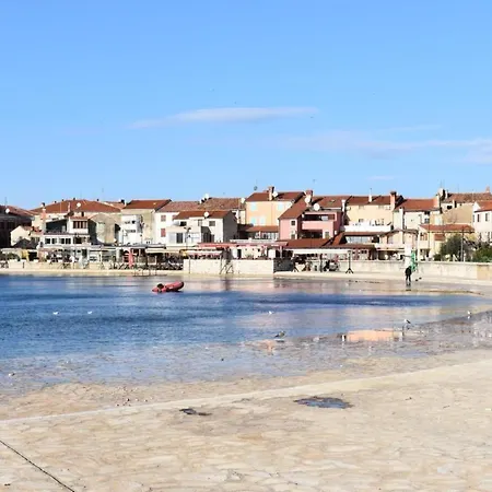 Appartement Mit Blick Auf Wasser By Interhome *
