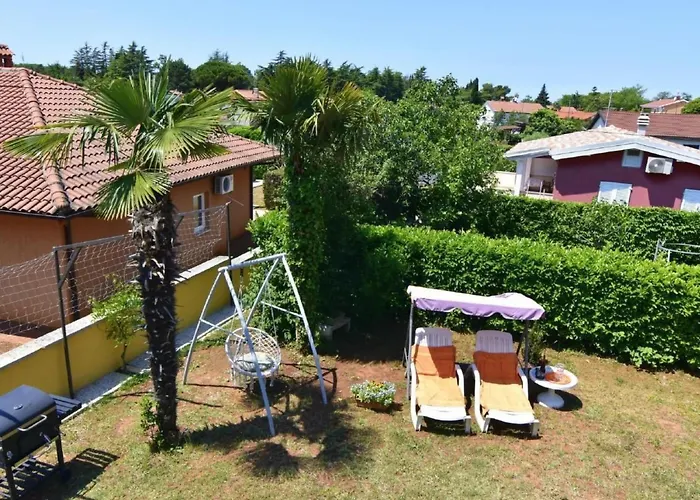 Mit Blick Auf Wasser By Interhome Basanija